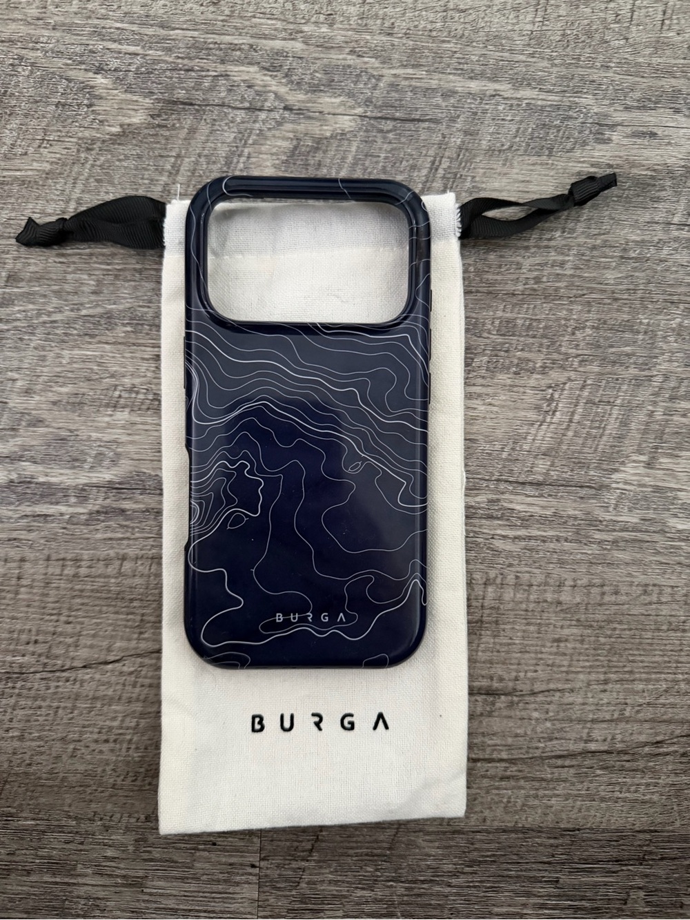 BURGLA Navy WAVES iPhone 17 pro